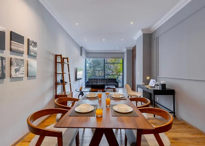 Capitalia Temistocles Polanco 5*