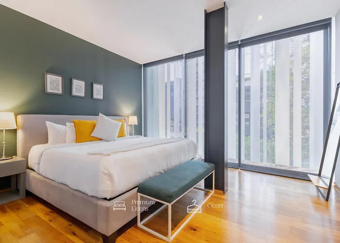 Capitalia Temistocles Polanco 5*